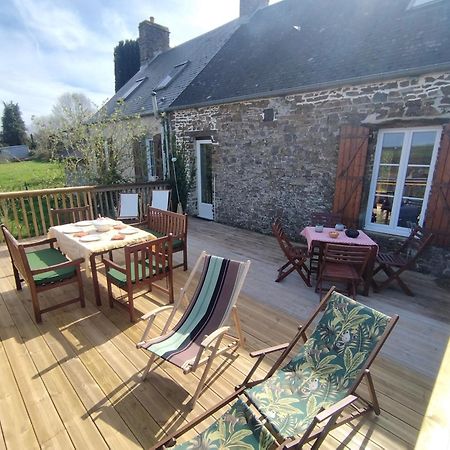 Chalet Des Roches Roche D'Oetre Suisse Normande Saint-Philbert-sur-Orne Bagian luar foto